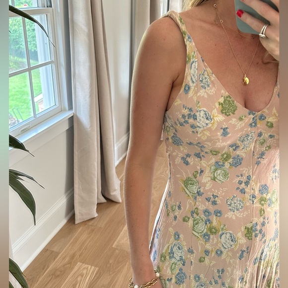 Zara Floral Maxi Dress with V Back, Rolled Shoulder detail - Picture 5 of 10